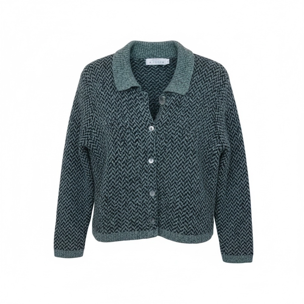 Willow 100% heavy cotton button up sweater in a green and black Chevron knit